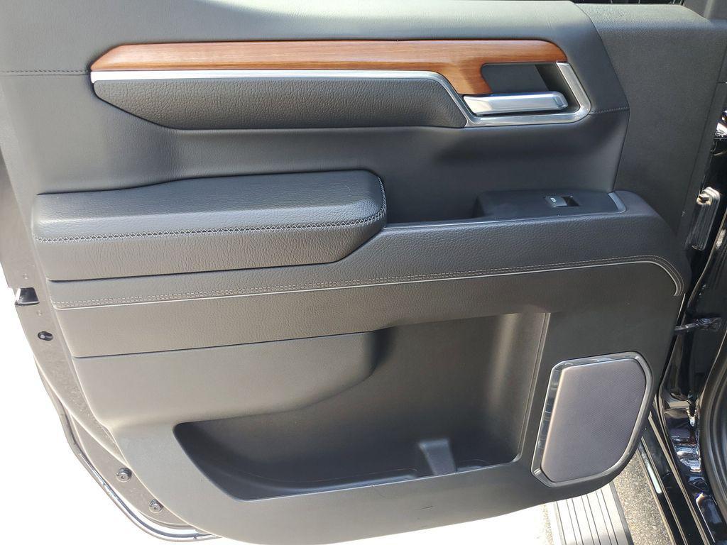used 2022 GMC Sierra 1500 car, priced at $51,500