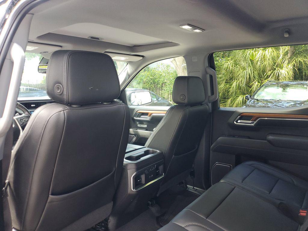 used 2022 GMC Sierra 1500 car, priced at $51,500