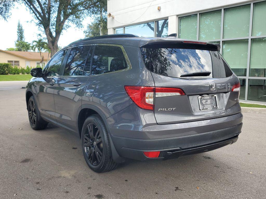 used 2022 Honda Pilot car, priced at $29,000