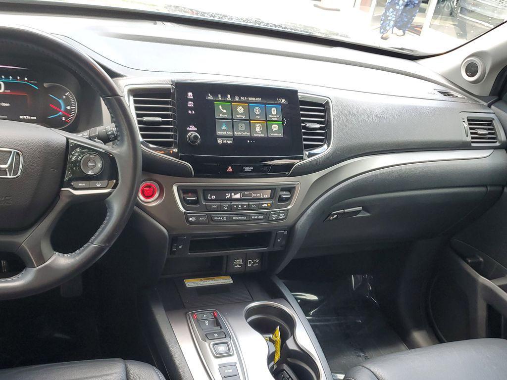 used 2022 Honda Pilot car, priced at $29,000