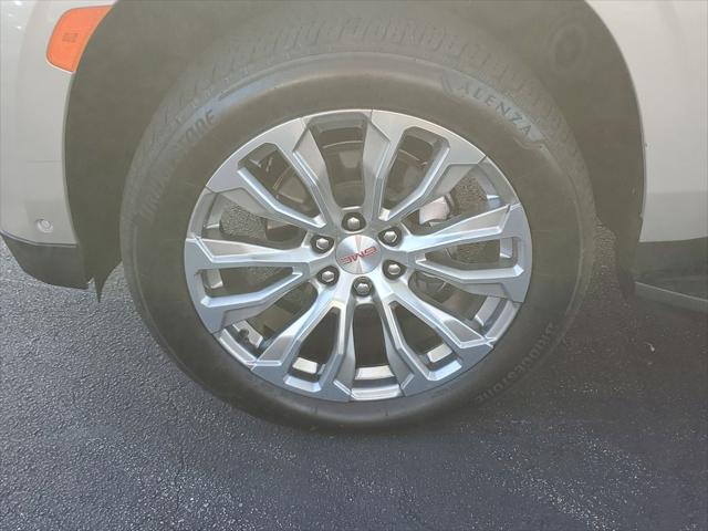 used 2024 GMC Yukon XL car, priced at $76,500