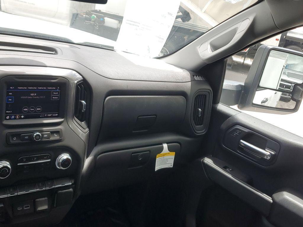 new 2025 GMC Sierra 3500 car, priced at $64,957