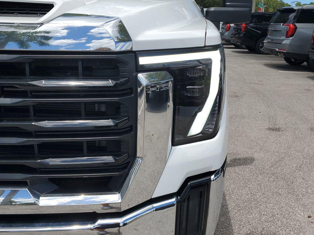 new 2025 GMC Sierra 3500 car, priced at $64,957