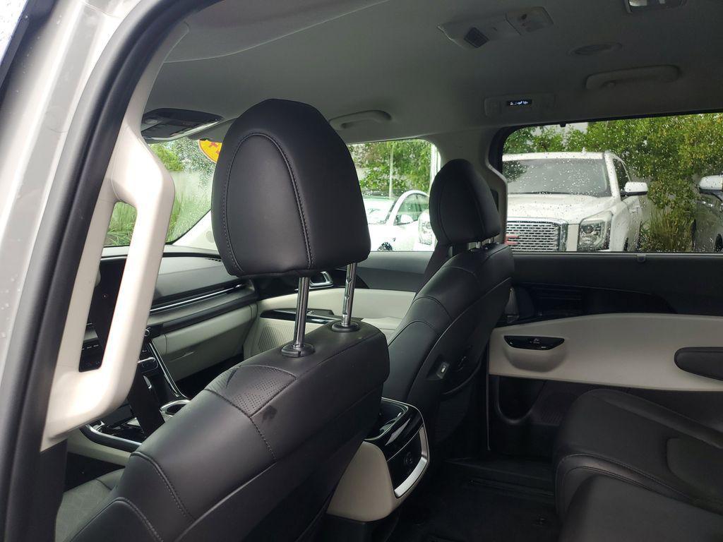 used 2024 Kia Carnival car, priced at $36,250