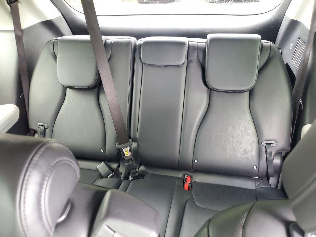 used 2024 Kia Carnival car, priced at $36,250