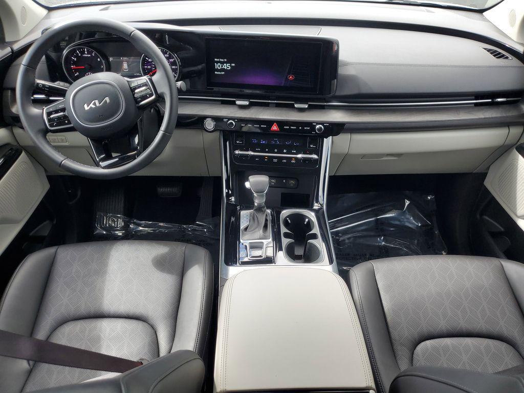 used 2024 Kia Carnival car, priced at $36,250