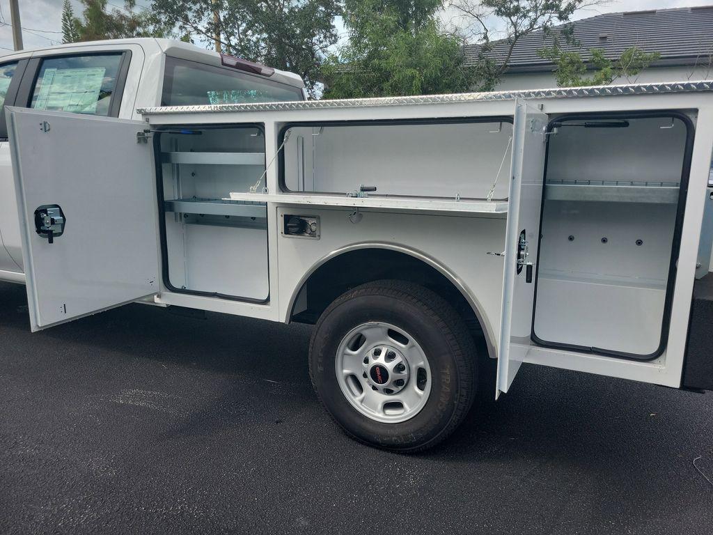 new 2024 GMC Sierra 2500 car, priced at $56,730