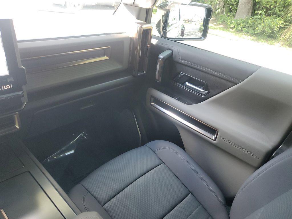 used 2025 GMC HUMMER EV Pickup car, priced at $78,500