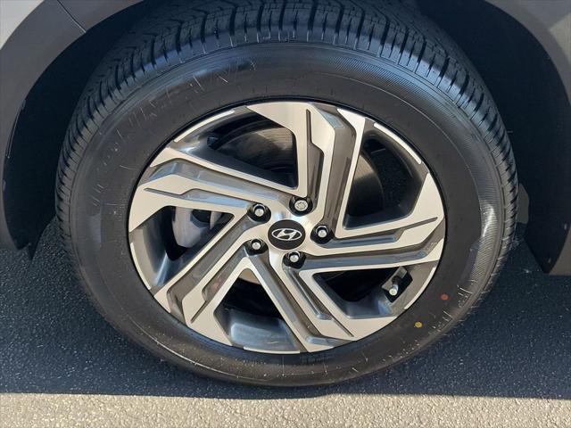 used 2022 Hyundai Santa Fe car, priced at $25,000