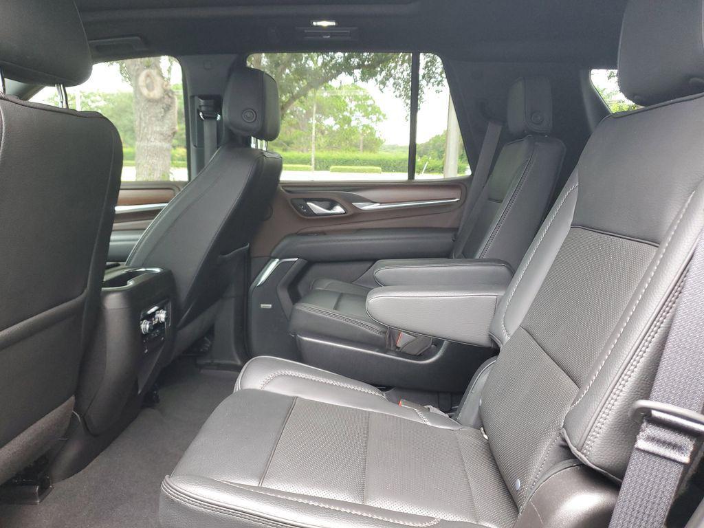 used 2022 GMC Yukon car, priced at $61,750