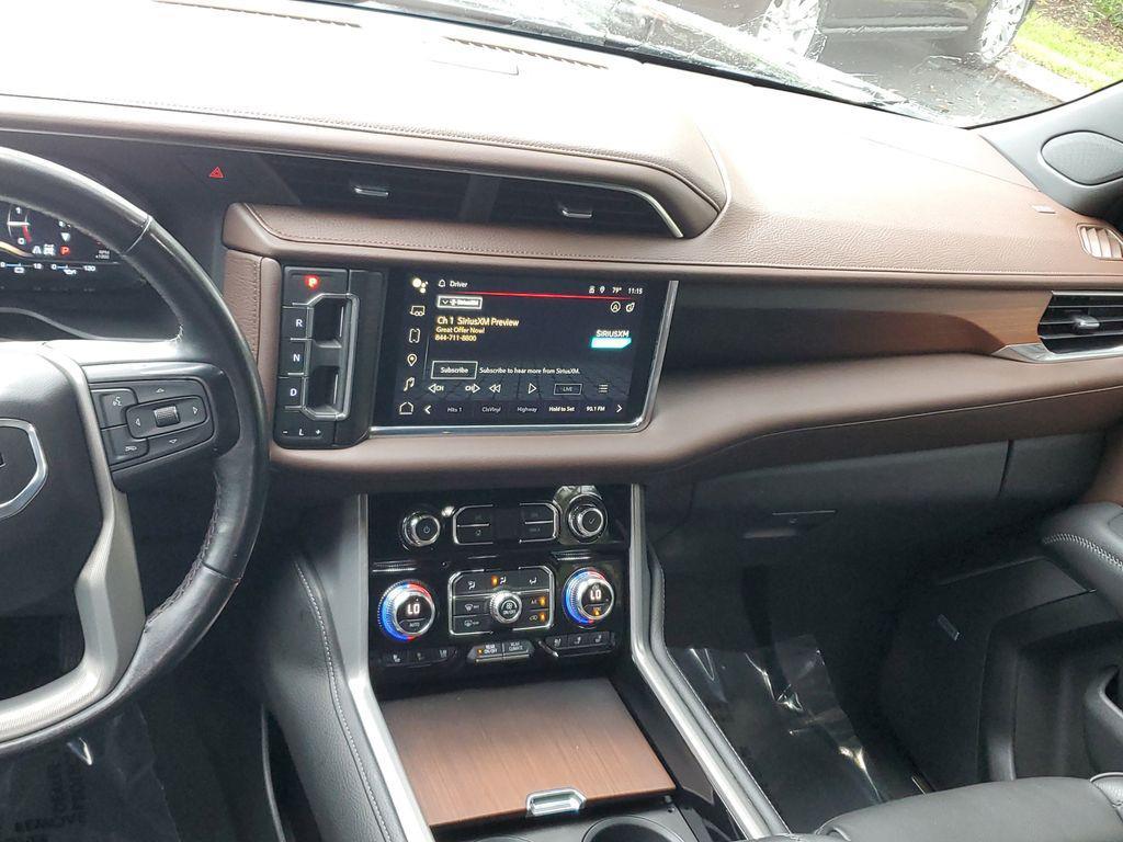used 2022 GMC Yukon car, priced at $61,750