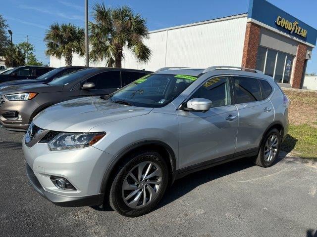 used 2014 Nissan Rogue car, priced at $13,888