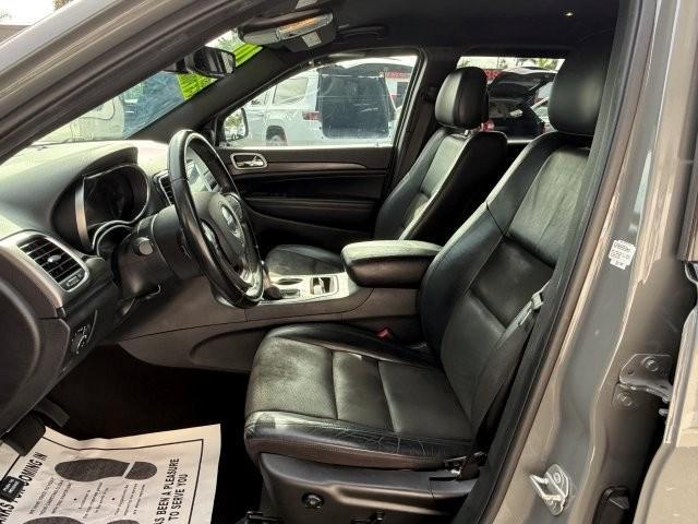 used 2020 Jeep Grand Cherokee car, priced at $23,590