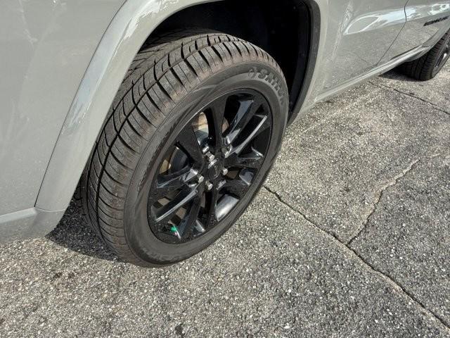 used 2020 Jeep Grand Cherokee car, priced at $23,590