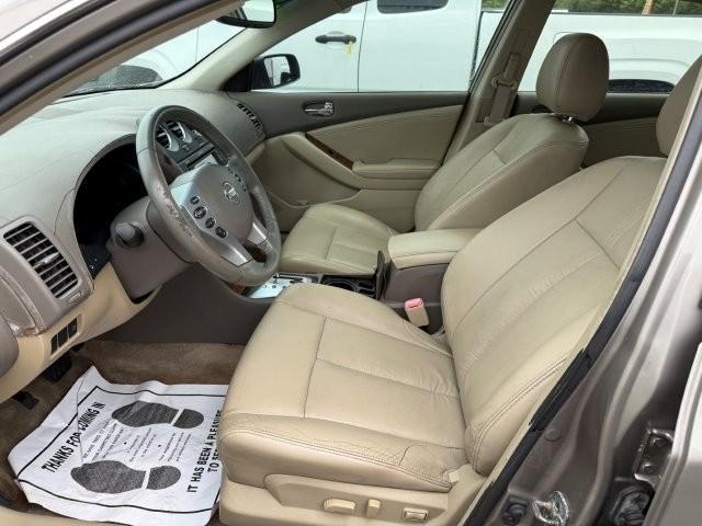 used 2007 Nissan Altima car, priced at $5,990