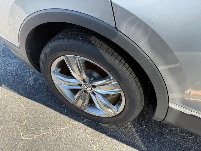 used 2021 Volkswagen Tiguan car, priced at $24,890