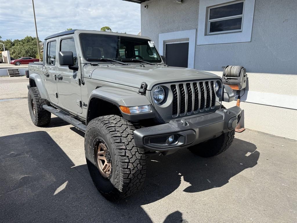 used 2022 Jeep Gladiator car, priced at $32,990
