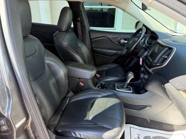 used 2015 Jeep Cherokee car, priced at $8,990