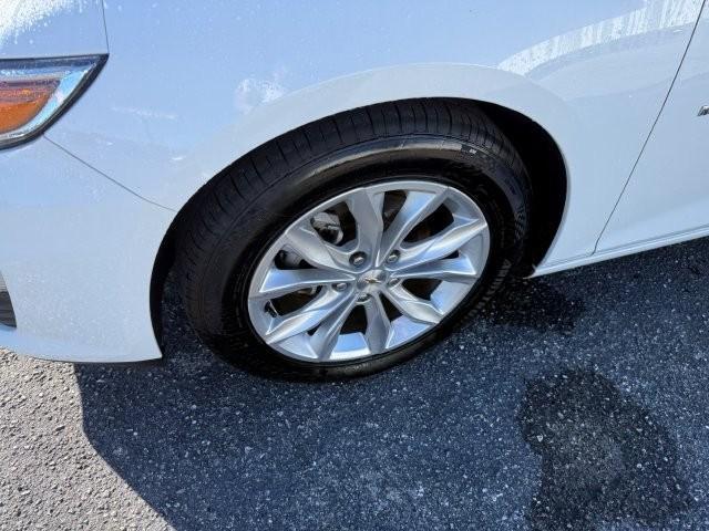 used 2024 Chevrolet Malibu car, priced at $20,990