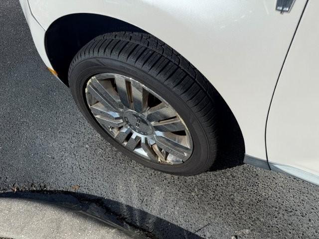 used 2010 Lincoln MKX car, priced at $7,590