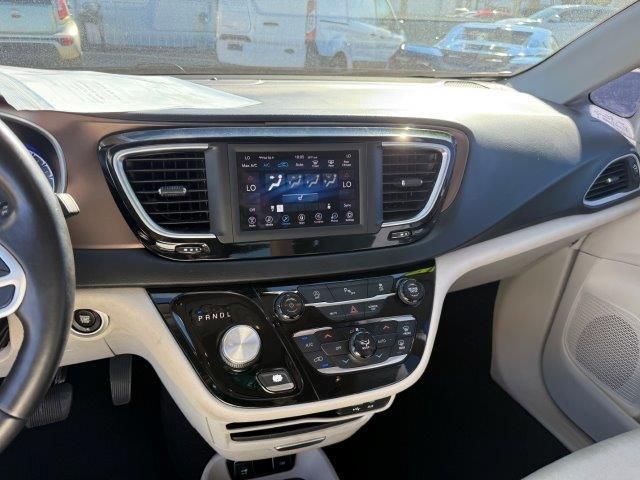 used 2018 Chrysler Pacifica car, priced at $16,988