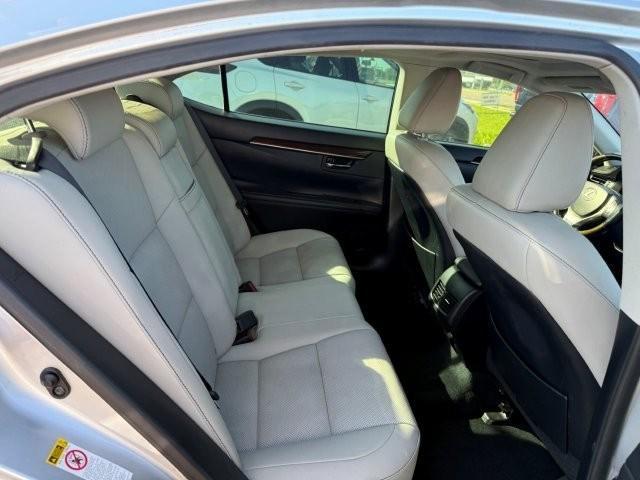 used 2015 Lexus ES 350 car, priced at $19,788