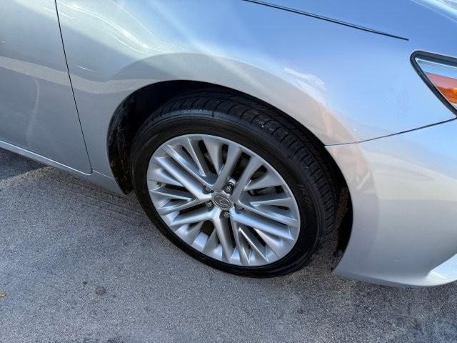 used 2015 Lexus ES 350 car, priced at $19,788
