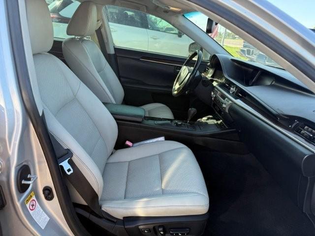used 2015 Lexus ES 350 car, priced at $19,788
