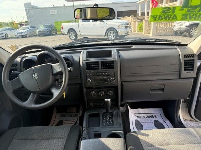 used 2007 Dodge Nitro car, priced at $5,990