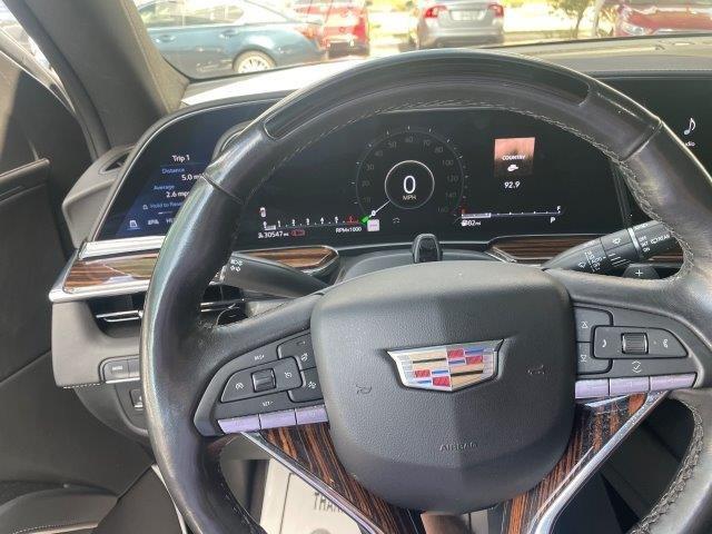 used 2022 Cadillac Escalade ESV car, priced at $71,890