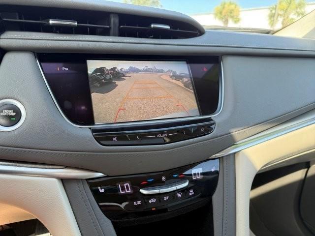 used 2017 Cadillac XT5 car, priced at $18,990