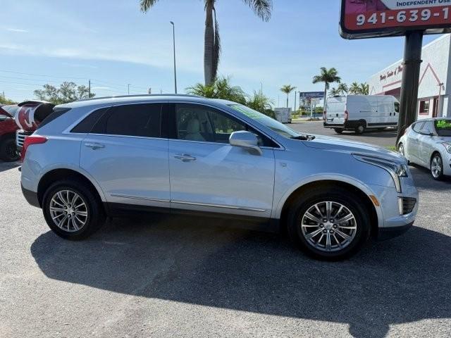 used 2017 Cadillac XT5 car, priced at $19,990