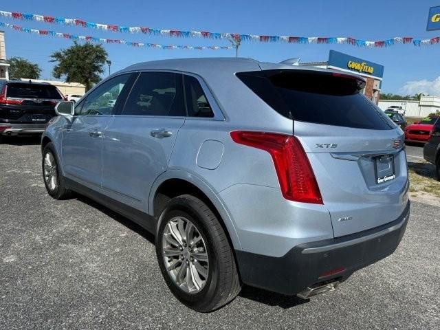 used 2017 Cadillac XT5 car, priced at $18,990
