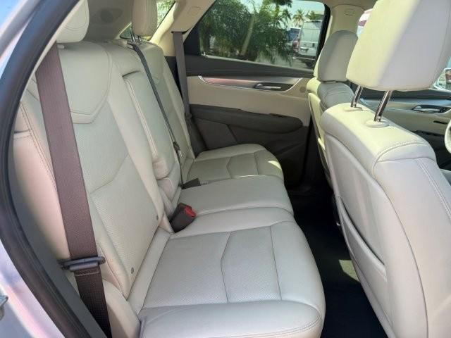 used 2017 Cadillac XT5 car, priced at $18,990
