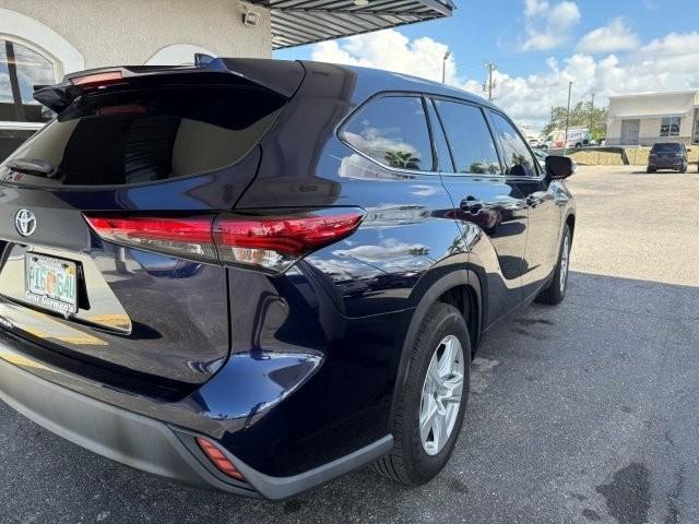 used 2021 Toyota Highlander car, priced at $27,590