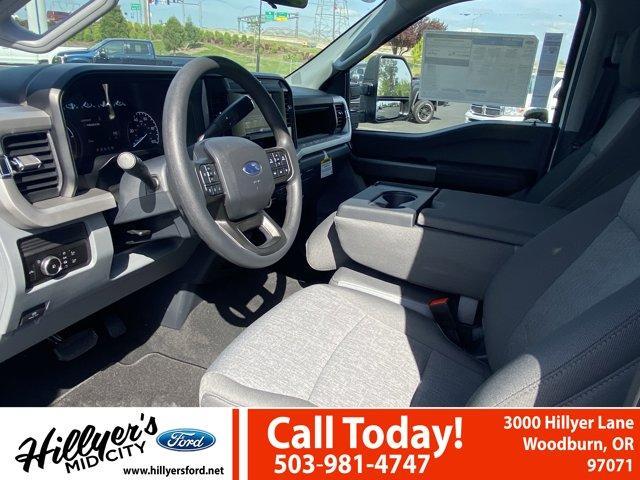 new 2025 Ford F-350 car, priced at $71,747