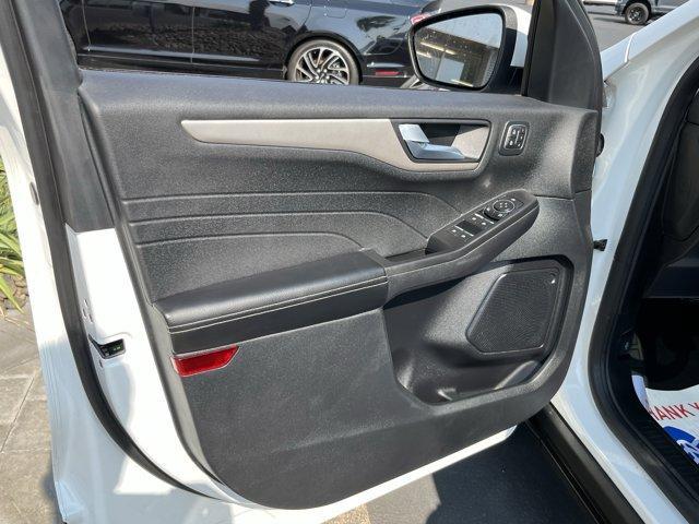 used 2022 Ford Escape car, priced at $25,747