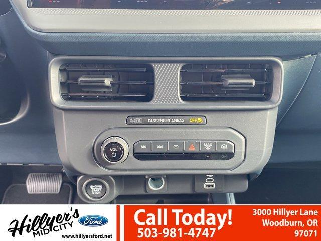 new 2025 Ford Maverick car