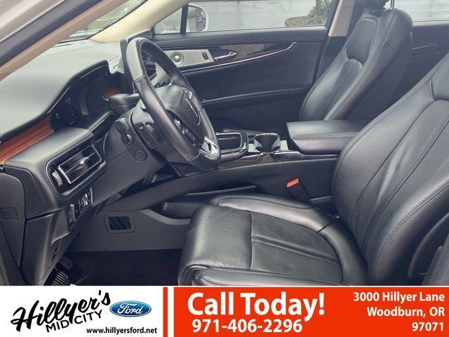 used 2023 Lincoln Nautilus car, priced at $39,747