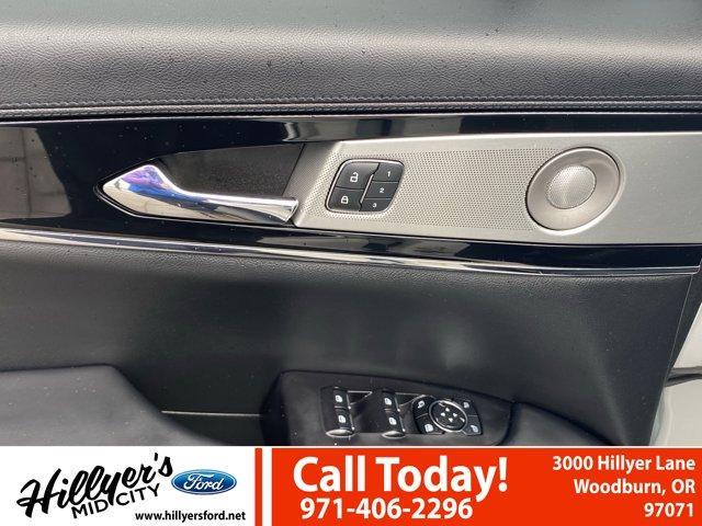 used 2023 Lincoln Nautilus car, priced at $39,747