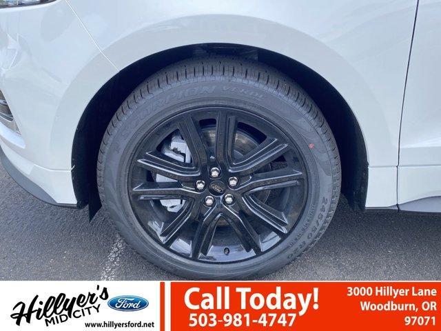 new 2024 Ford Edge car, priced at $42,747