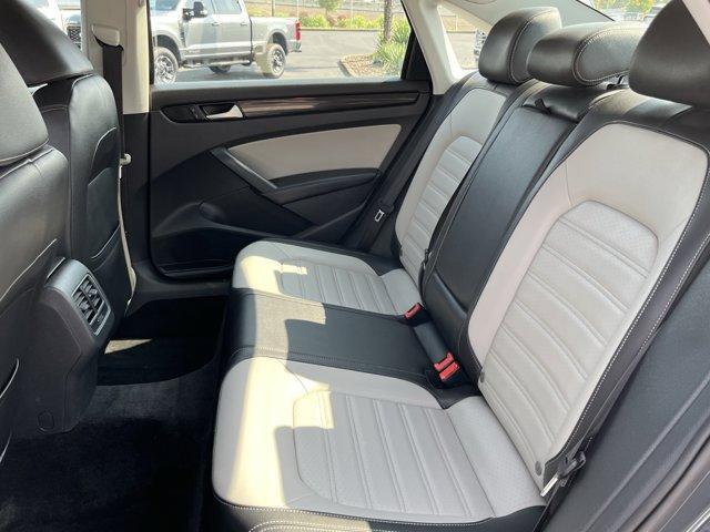 used 2015 Volkswagen Passat car