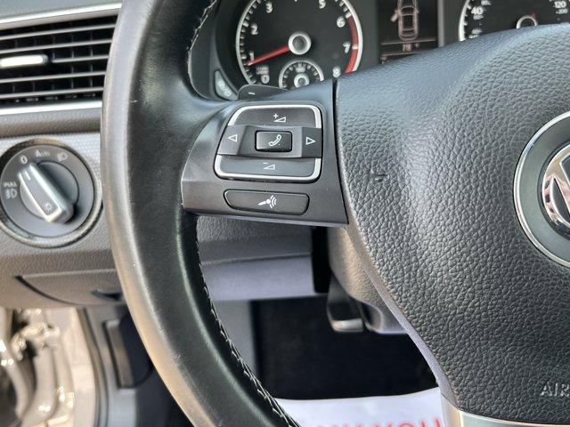 used 2015 Volkswagen Passat car