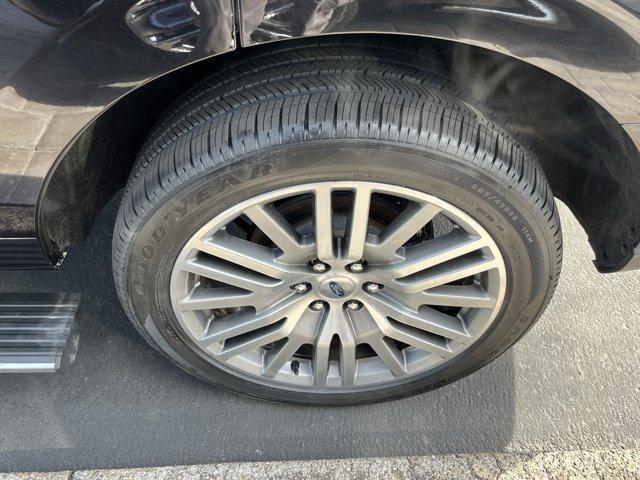 used 2022 Ford Expedition car, priced at $51,747
