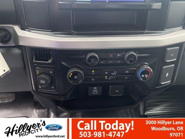 new 2025 Ford F-250 car, priced at $63,947