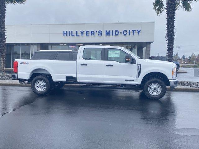 new 2025 Ford F-250 car