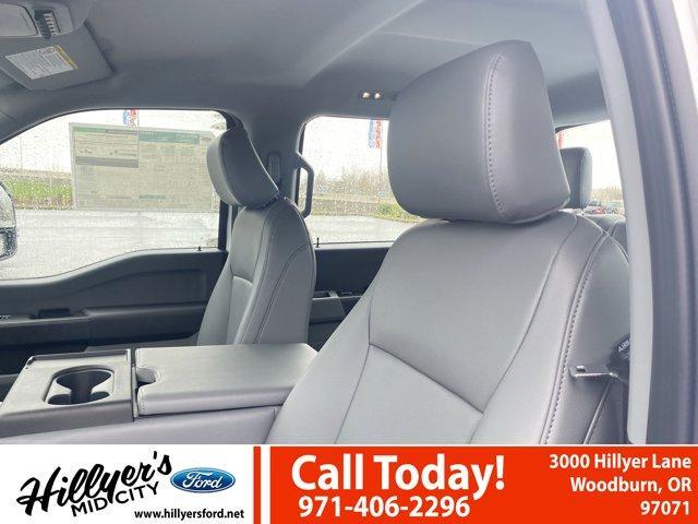 new 2025 Ford F-250 car, priced at $63,947