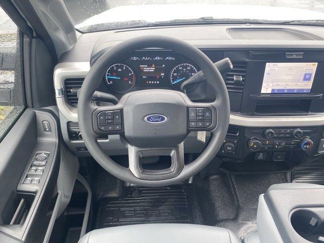 new 2025 Ford F-250 car