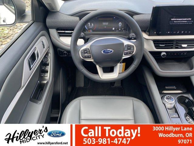 new 2025 Ford Explorer car