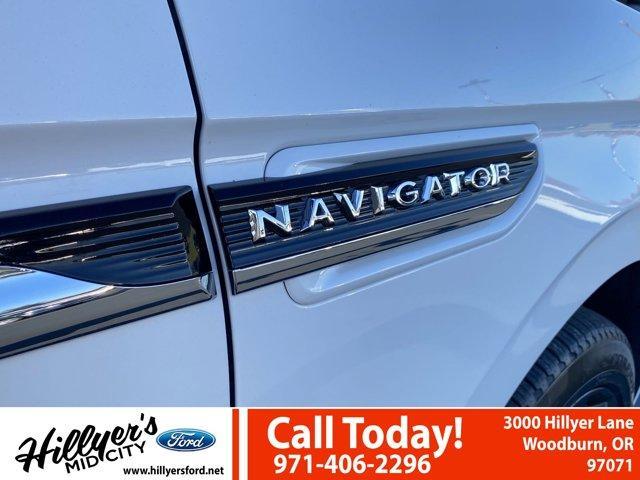 used 2022 Lincoln Navigator car, priced at $75,747